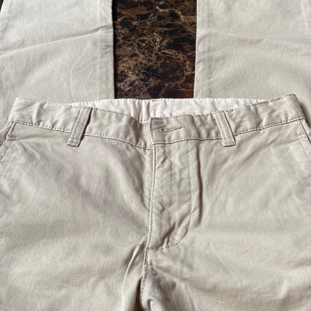 NWOT Gap kids size 18 slim khakis